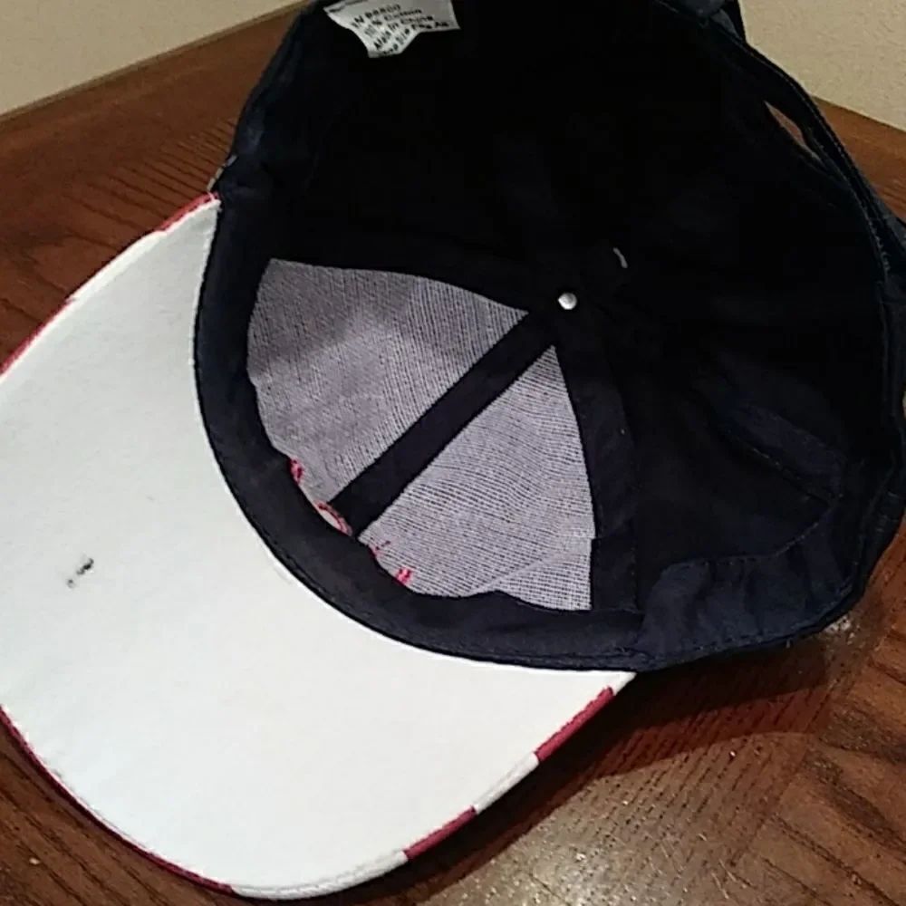 Hat - Picture 3 of 3